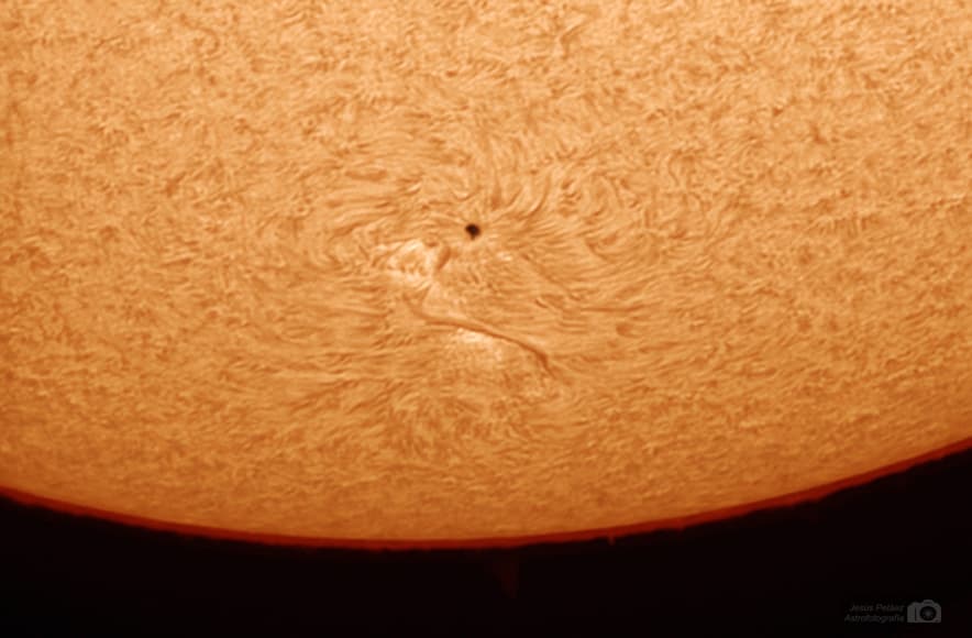 Mancha solar 25