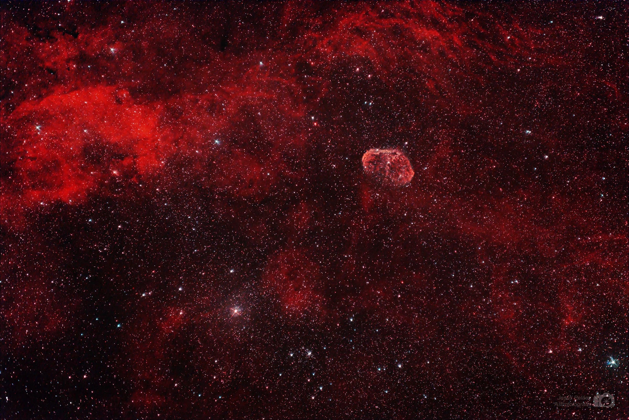 Nebulosa Crescent En El Cisne